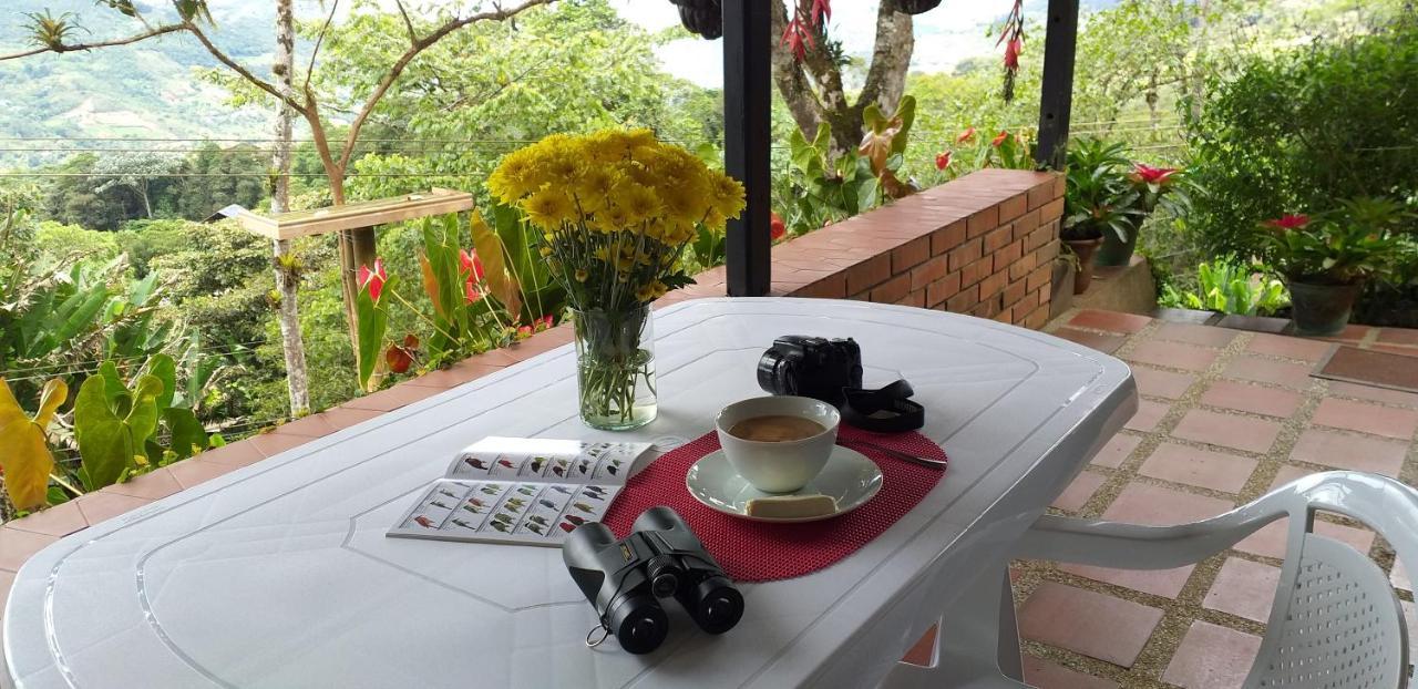 Bosque De Niebla Birding & Nature กาลี ภายนอก รูปภาพ